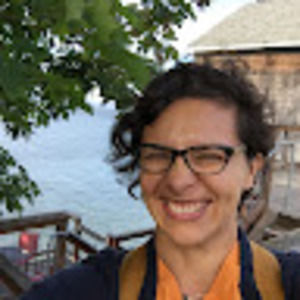Meet your Posher, Ana carolina